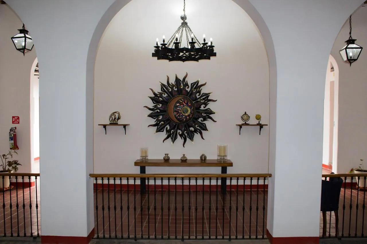 Hotel Real De Castilla Colonial غوادالاجارا 3*,