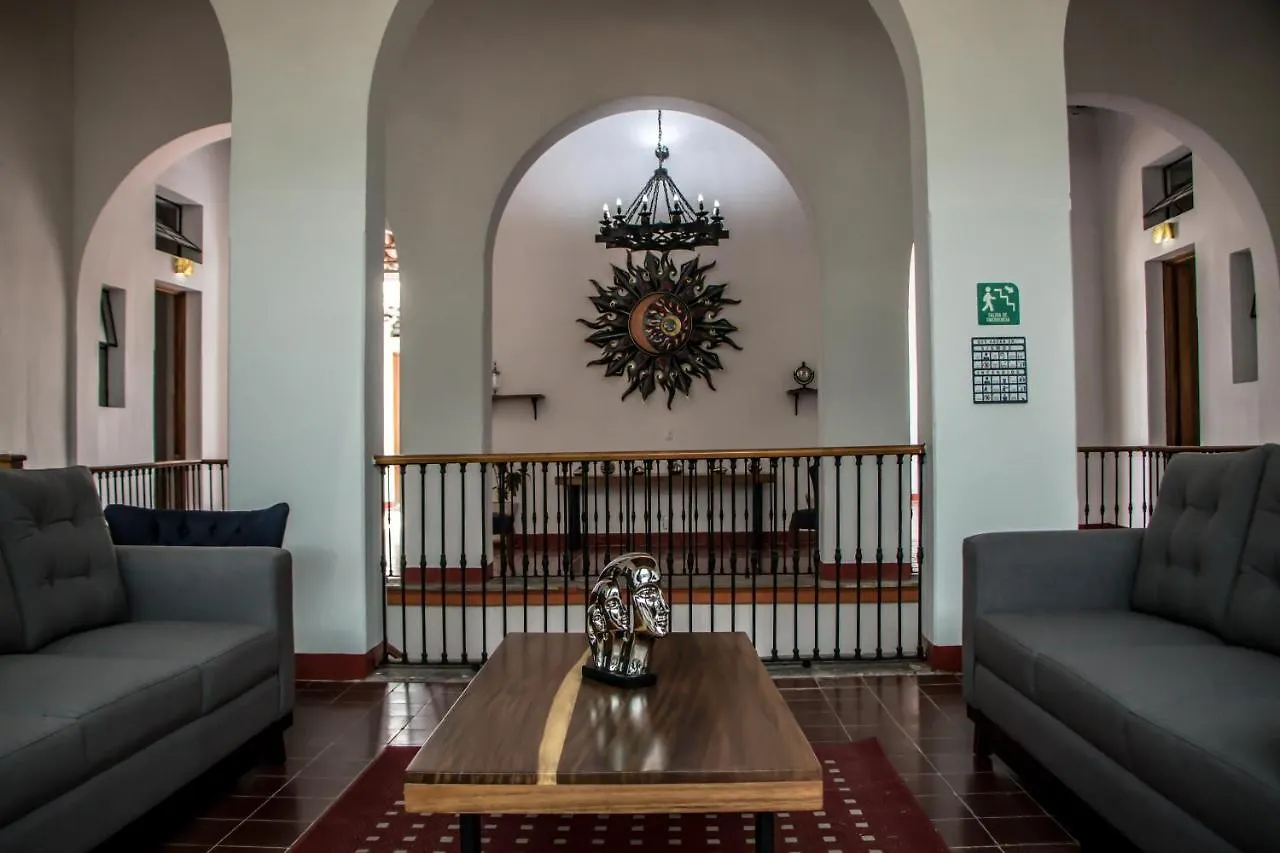 Hotel Real De Castilla Colonial غوادالاجارا